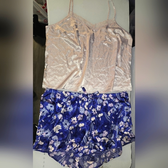 Adore Me Satin Luana Pajama Cami & Short Set Light Pink & Floral Purple Plus 2X - Picture 1 of 13